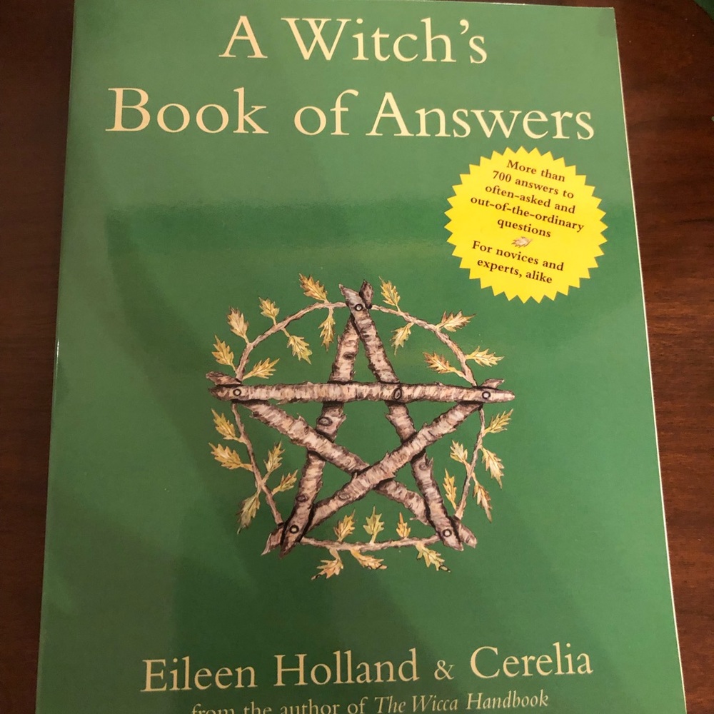 3 Book Bundle - Picture 3 of 10
